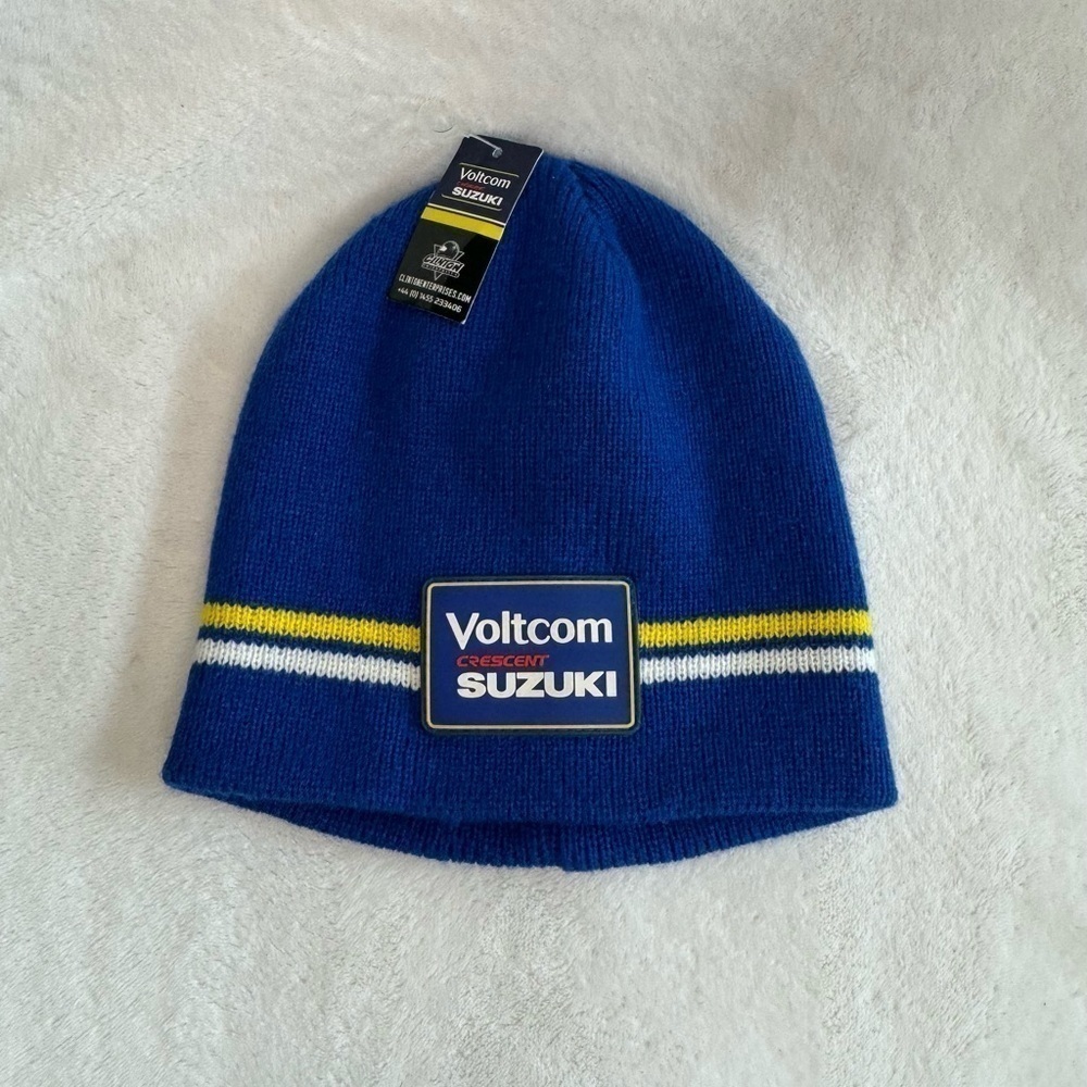 Suzuki Voltcom NWT beanie One Size